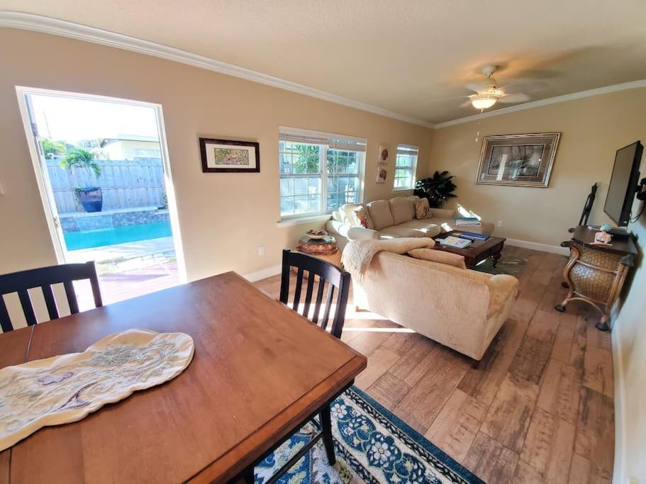 Bahamian Cottage - Heated Pool Walk To The Beach Cocoa Beach Εξωτερικό φωτογραφία